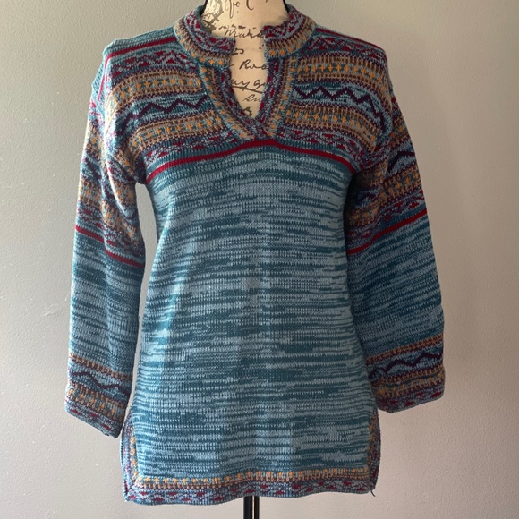 Vintage V-neck Patterned Sweater - Picture 1 of 5